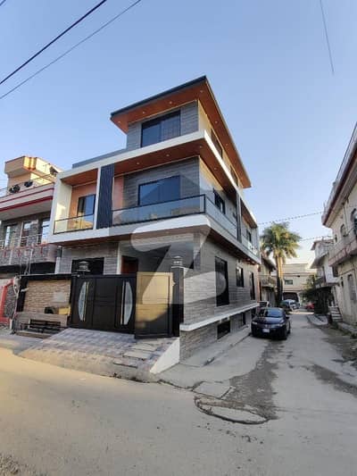 Beautiful Double Story House For Sale Ideal Location Size 30-60