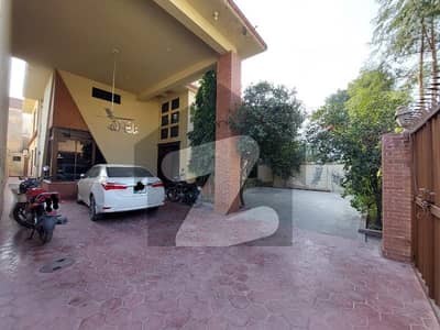 بی او آر ۔ بورڈ آف ریوینیو ہاؤسنگ سوسائٹی لاہور میں 4 کمروں کا 1 کنال مکان 6.0 کروڑ میں برائے فروخت۔