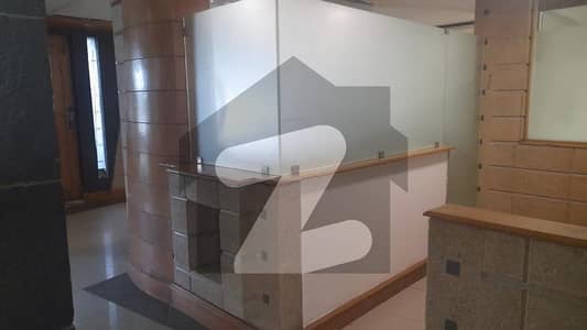 Prime Location 2000 Square Feet Office In Only Rs. 190000