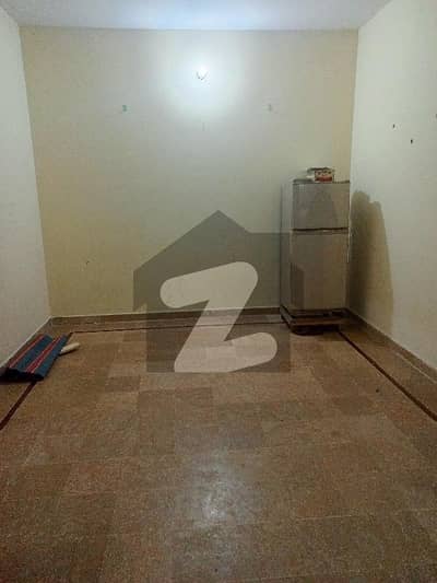 رینج روڈ راولپنڈی میں 3 کمروں کا 5 مرلہ زیریں پورشن 34.0 ہزار میں کرایہ پر دستیاب ہے۔