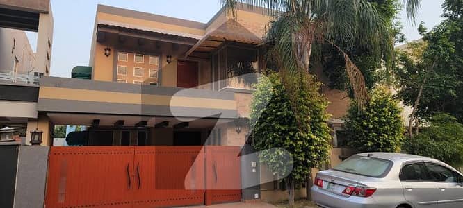 10 Marla House With Gas For Sale At Very Prime Location In Bahria Town Lahore