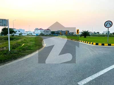 Prime Location 1 Kanal Possession Plot For Sale S-Block DHA Phase 8 Direct Owner Meeting