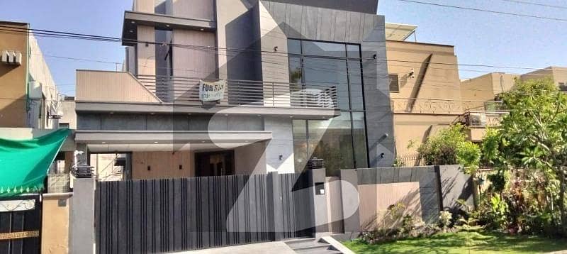 10 BRNAD NEW House With Charming Elevation IN DHA For Sale Phase 5