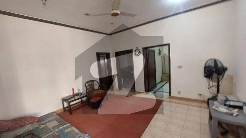 12 MARLA CORNER USED BEAUTIFUL HOUSE FOR SALE IN CHAMBELLI BLOCK FULY HOT LOCATION BAHRIA TOWN LAHORE