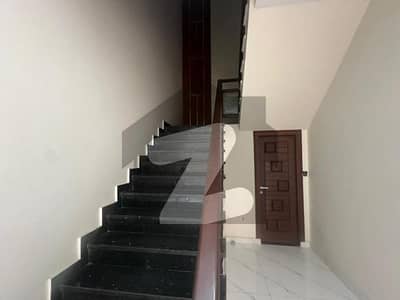 DC colony 1 kanal new upper portion for rent