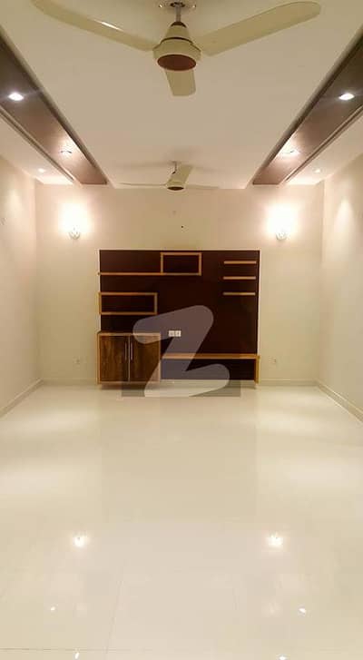 پارک ویو سٹی ۔ ٹوپز بلاک پارک ویو سٹی,لاہور میں 2 کمروں کا 10 مرلہ بالائی پورشن 70.0 ہزار میں کرایہ پر دستیاب ہے۔