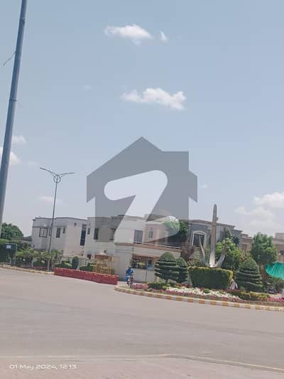 7 Marla Prime Location Plot For Sale In 
Dream Gardens
 Lahore