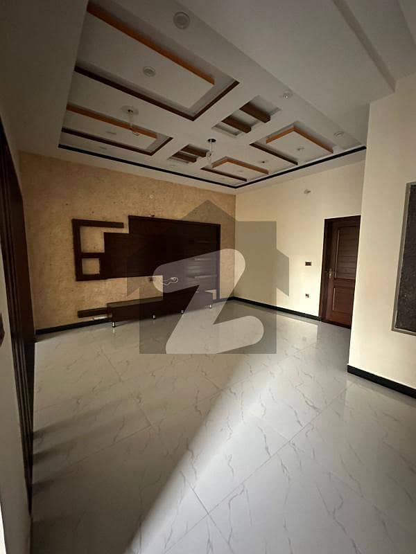 آرکیٹیکٹس انجنیئرز ہاؤسنگ سوسائٹی لاہور میں 4 کمروں کا 13 مرلہ بالائی پورشن 80.0 ہزار میں کرایہ پر دستیاب ہے۔