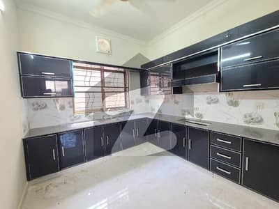 Ready To rent A Prime Location House 10 Marla In Satiana Road Satiana Road