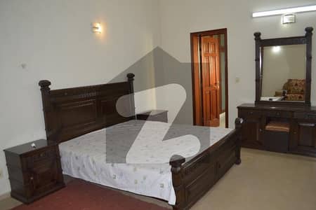1 Kanal Lower Portion In Model Town Of Lahore Is Available For rent