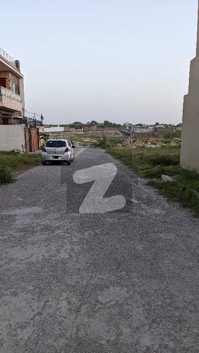 7 Marla plot available at the prime location of Block A Near New City Mosque. . 
Contact no: 03131564720
Contact no 2: 03452809493