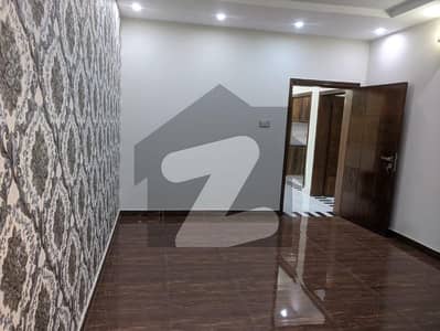 8 Marla Like Brand New Upper Portion With Gas Lower Lock Available For Rent In Bahria Town Lahore.