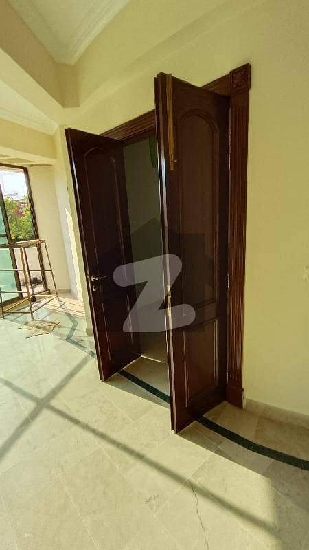 ای ۔ 11/3 ای ۔ 11,اسلام آباد میں 3 کمروں کا 1 کنال بالائی پورشن 1.5 لاکھ میں کرایہ پر دستیاب ہے۔
