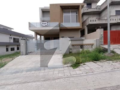 Good Location 10 Marla Spacious House Is Available In DHA Phase 2 - Sector J For sale