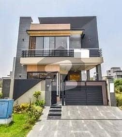 5 Marla Brend New House For sale in 9 Town DHA Lahore