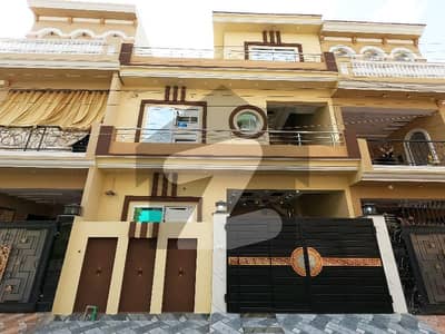 سن فورٹ گارڈنز لاہور میں 6 کمروں کا 5 مرلہ مکان 2.7 کروڑ میں برائے فروخت۔