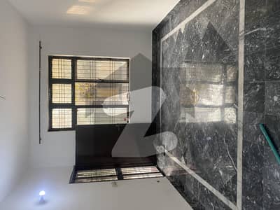 ریونیو سوسائٹی - بلاک اے ریوینیو سوسائٹی,لاہور میں 3 کمروں کا 4 مرلہ مکان 1.85 کروڑ میں برائے فروخت۔