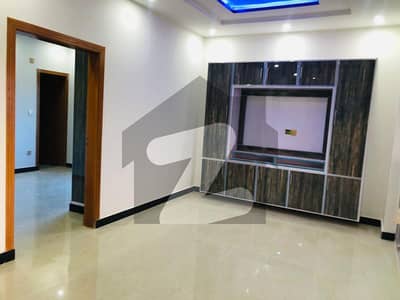 5 MARLA HOUSE FOR RENT IN MARGALLA TOWN