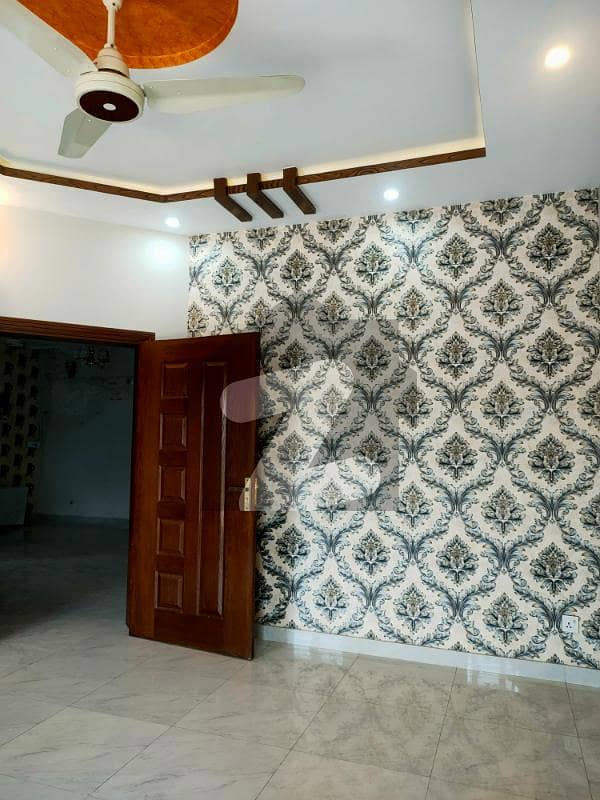 10 MARLA LIKE NEW UPPER PORTION AVAILEBAL FOR RENT IN BAHRIA TOWN LAHORE
