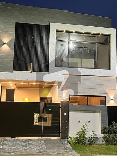 5 Marla House Available For Rent In DHA Phase 9 town Lahore