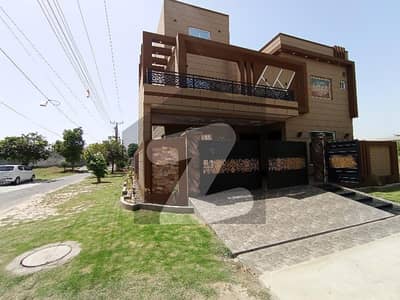 10 Marla Brand New House For Sale In Valancia Town