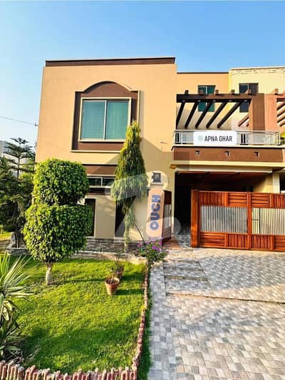 Like a Brand New Used 7 Marla House For Sale In Sector D Bahria Town Lahore