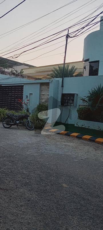 کے ڈی اے سکیم 1 کراچی میں 5 کمروں کا 1 کنال مکان 22.0 کروڑ میں برائے فروخت۔