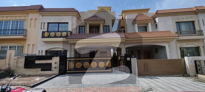 brand new desinger house for sale Sector A Near to Gate Extreme Top Location Bahria Enclave Islamabad