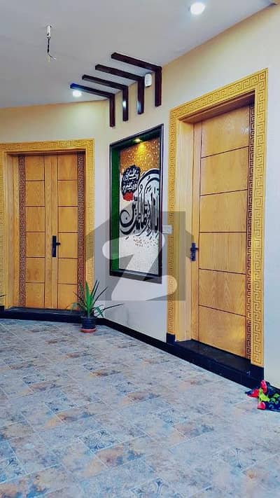 آئی ۔ 14 اسلام آباد میں 5 کمروں کا 6 مرلہ مکان 3.4 کروڑ میں برائے فروخت۔