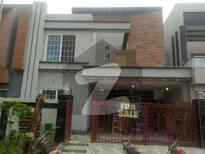 8 Marla Fresh House Available In Bahria Orchard Raiwind Lahore