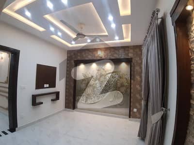 5 MARLA HOUSE AVAILEBAL FOR RENT IN BAHRIA TOWN LAHORE