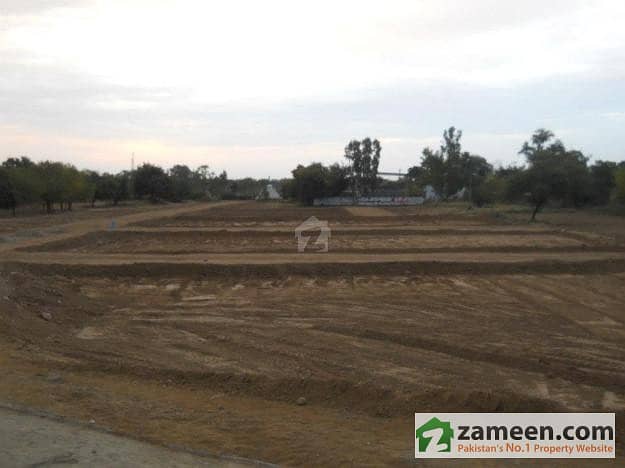 1 Kanal Plot For Sale In Jubliee Town