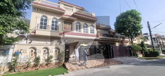 10 Marla Brand New Spanish House For SALE In Wapda Town Phase 1 Hot Location