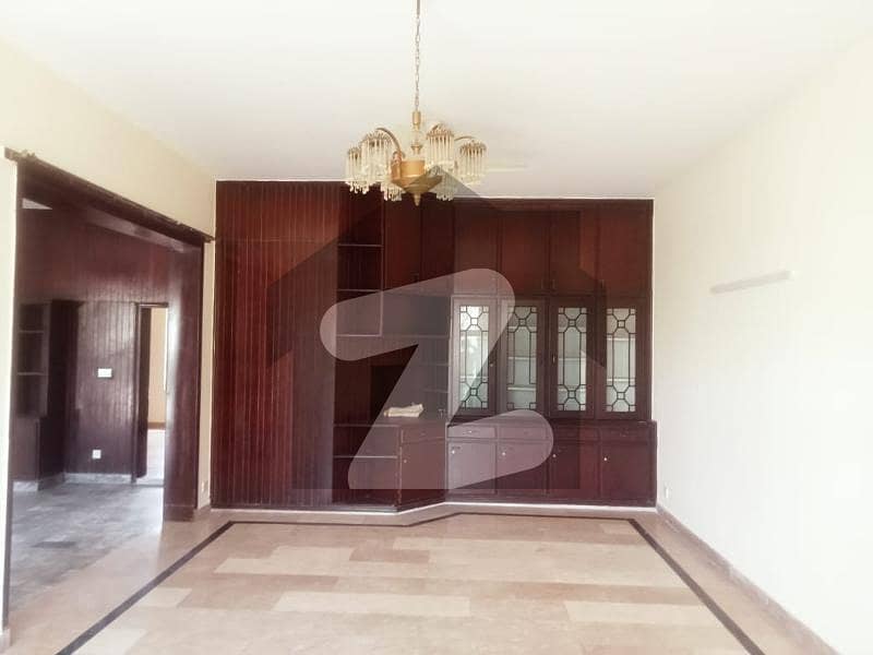 1 Kanal Full House For Rent in DHA Phase 1