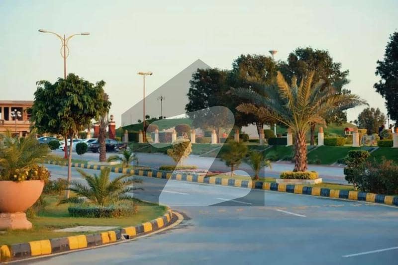 5-Marla Facing Park Plot 40 Feet Road Best Opportunity On Prime Location For Sale In New Lahore City Near To Bahria Town Lahore