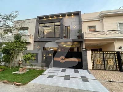 5 Marla Brand New House For Sale Very Reasonable Price Urgent Sale Solid Construction