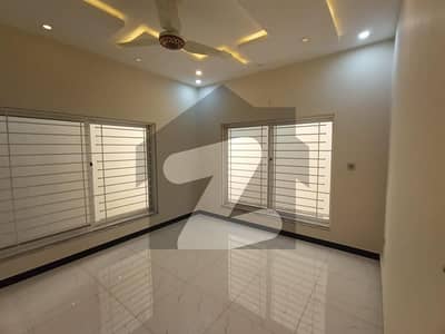 Sector H 10 Marla Brand New House For Sale With Basment Top Location