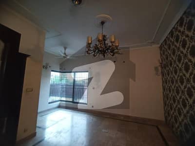CORNER HOUSE SEPARATE GATE 1 KANAL LOWER PORTION AVAILABLE FOR RENT PHASE 3 W BLOCK