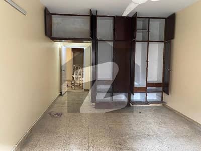 Fresh Fully Renovated Like New 2 Bed DD Flat Urgent for Rent