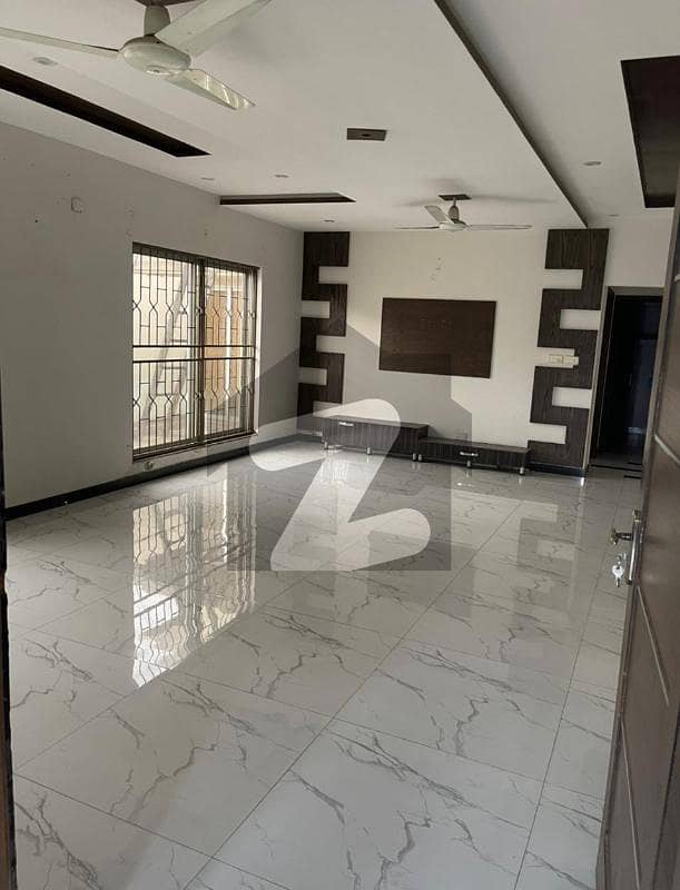 1 Kanal Upper Portion For Rent In DHA Phase 4 Near DD Commercial