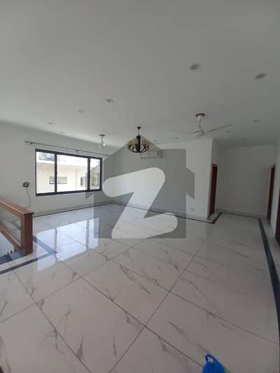 F7 New 2 Kanal Lush House For Rent