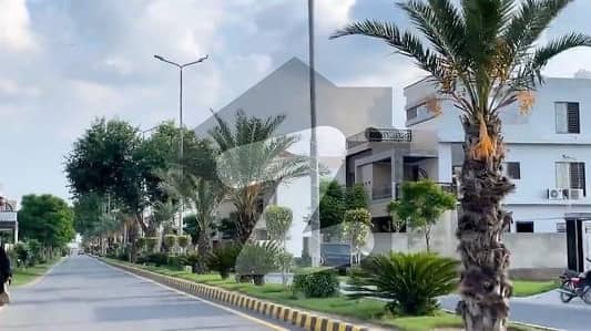 5 Marla Supreme Location Plot For Sale in Jade Ext Block Park View City Lahore