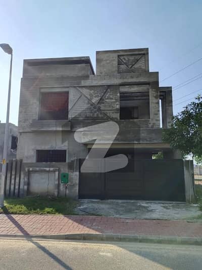 8 Marla LDA approve Double story gray structure House For Sale northern Block Bahria orchard phase 1