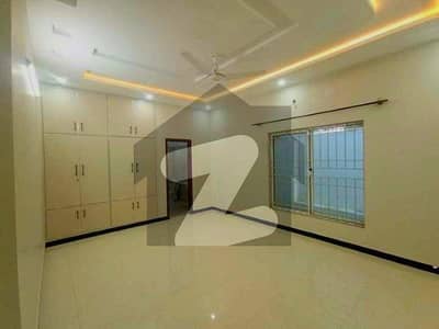 1 Kanal Upper Portion for Rent in Phase 7