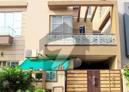 5 Marla Good Condition House for sale in Paragon City