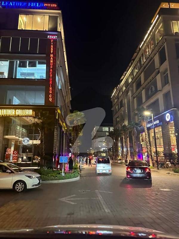 گلبرگ گرینز گلبرگ,اسلام آباد میں 11 مرلہ عمارت 45.0 کروڑ میں برائے فروخت۔ گلبرگ گرینز گلبرگ,اسلام آباد میں 11 مرلہ عمارت 45.0 کروڑ میں برائے فروخت۔