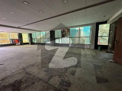 8,Marla Commercial Fist Floor Hall Available For Rent Near Shoukat khanam Hospital
