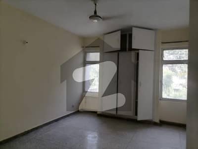 Best Options For Flat Is Available For rent In Askari 5