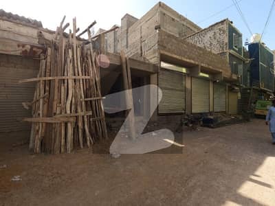 کشمیر کالونی کراچی میں 3 کمروں کا 4 مرلہ فلیٹ 80.0 لاکھ میں برائے فروخت۔