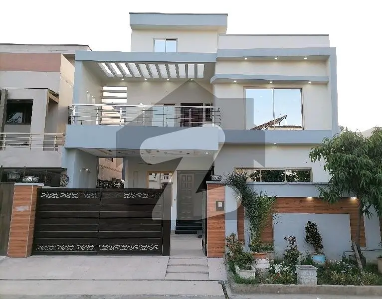 A 10 Marla House In Gujranwala Is On The Market For Sale